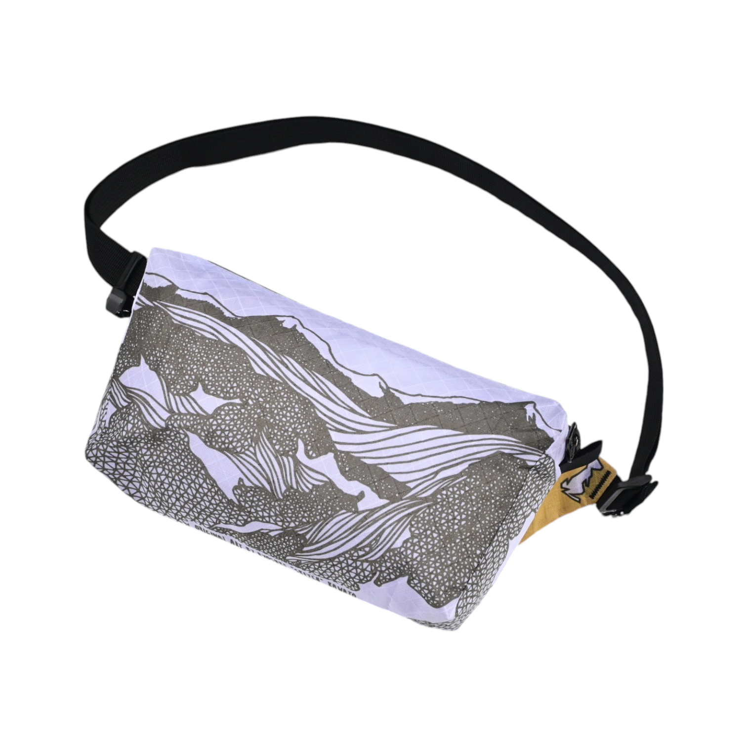 ハイテールデザインズ　ファニーパック 　Low Poly High Tail Designs Fanny Pack