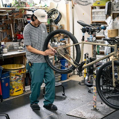 【BLUE LUG】motion pants / bluegreen
