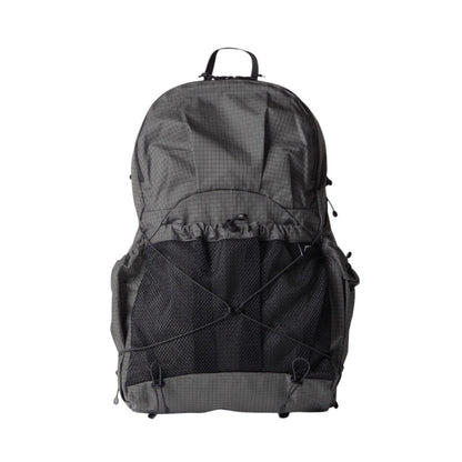 CAYL Sobaek B-Grid、グレーのジッパー式バッグ