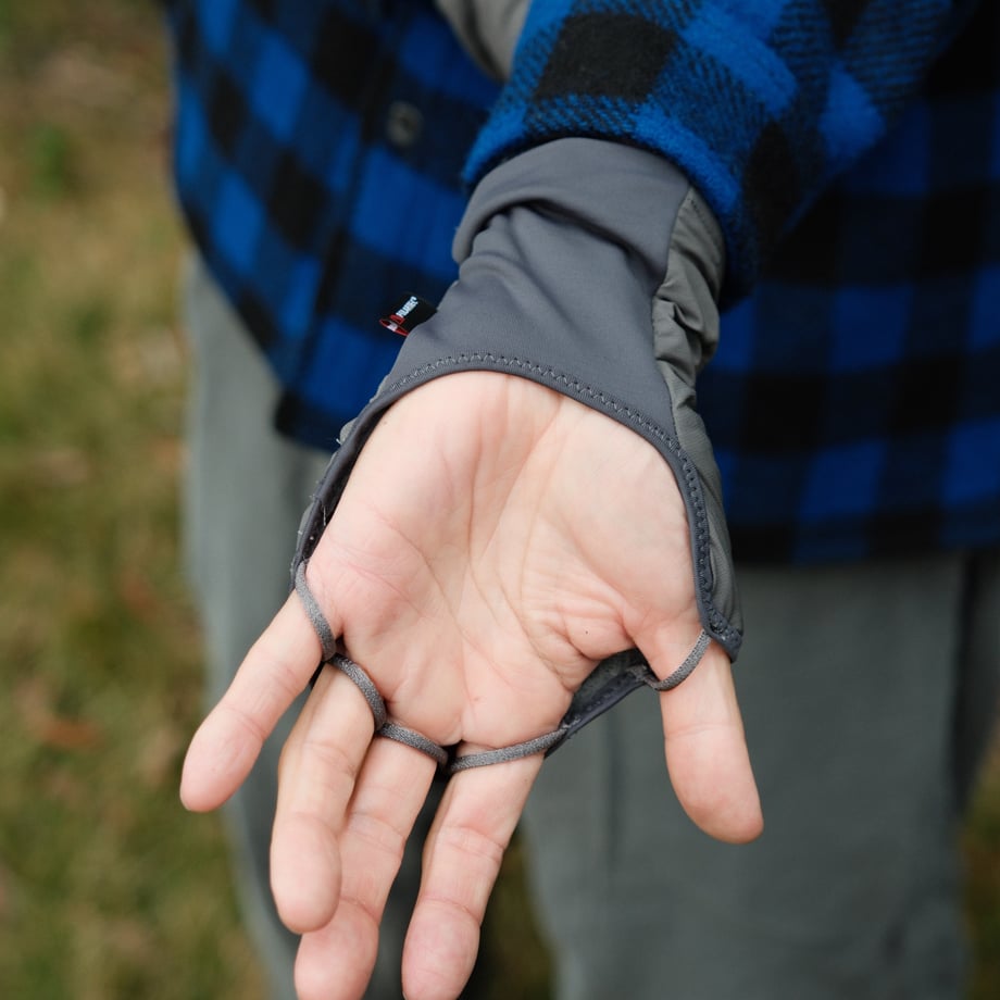handson grip Breezy GT、グレーの手甲タイプのグローブ