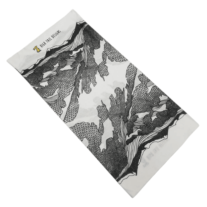 【High Tail Designs】Hiking Gaiter "Low Poly" - LEISURES 公式オンラインショップ