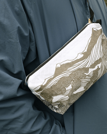 【High Tail Designs】The Ultralight Fanny Pack TX95 / Low Poly - LEISURES 公式オンラインショップ