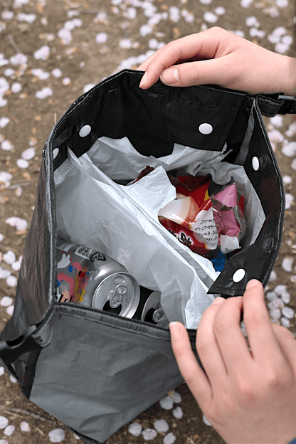 【hinata x WEEKEND(ER) x LEISURES】 OUTDOOR TRASH BAG SOLO "LEISURES TOPO" - LEISURES 公式オンラインショップ