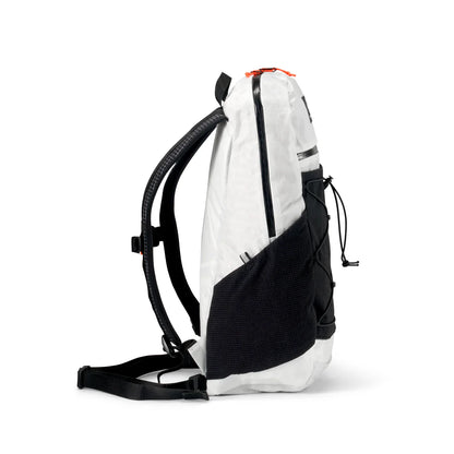【HYPERLITE MOUNTAIN GEAR】Daybreak 22 White