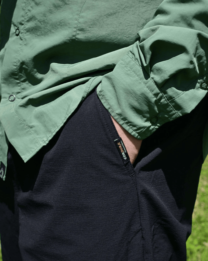 【LEISURES】 Cordura Stretch Pants LEISURES Big Logo / BLACK - LEISURES 公式オンラインショップ