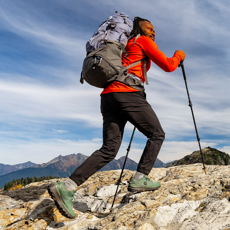 【Topo Athletic】TRAVERSE Dark Green