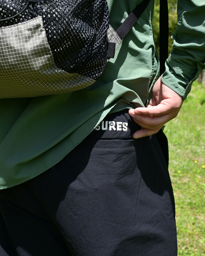 【LEISURES】 Cordura Stretch Pants LEISURES Big Logo / BLACK