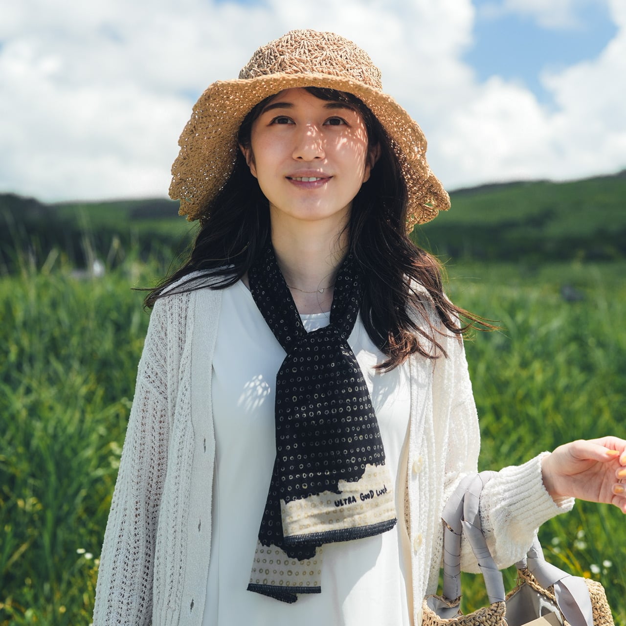 ULTRA GOOD LUCK 旅の手ぬぐい「雨」「白雨」 ULTRA GOOD LUCK】旅のてぬぐい / 雨 – LEISURES 公式オンラインショップ
