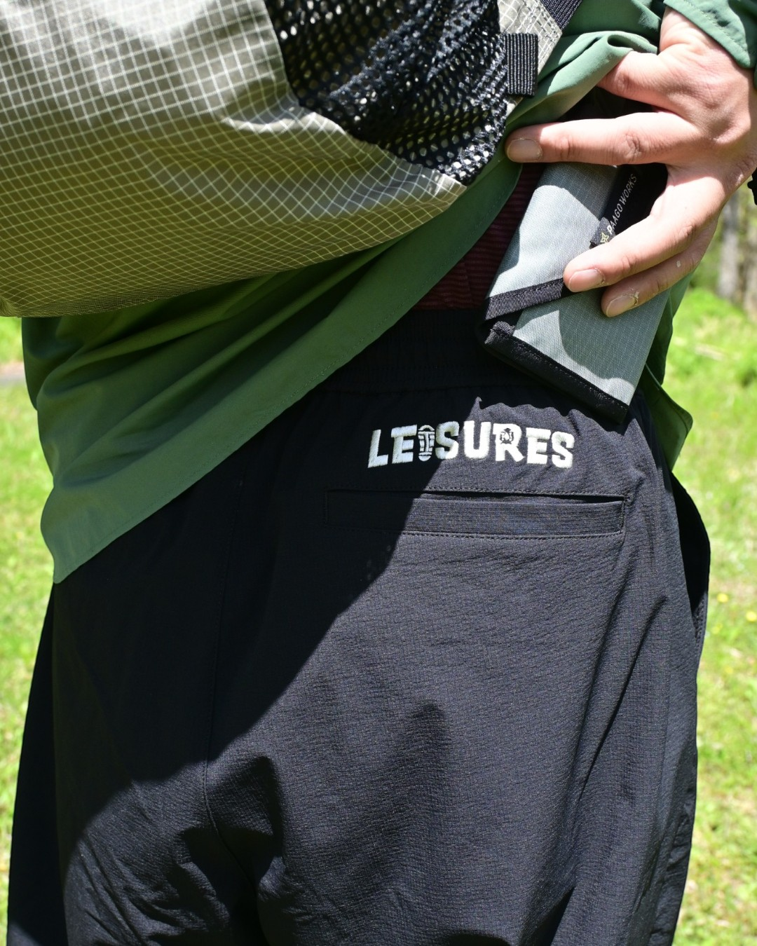 【LEISURES】 Cordura Stretch Pants LEISURES Big Logo / BLACK
