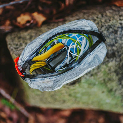 【HYPERLITE MOUNTAIN GEAR】Zippy