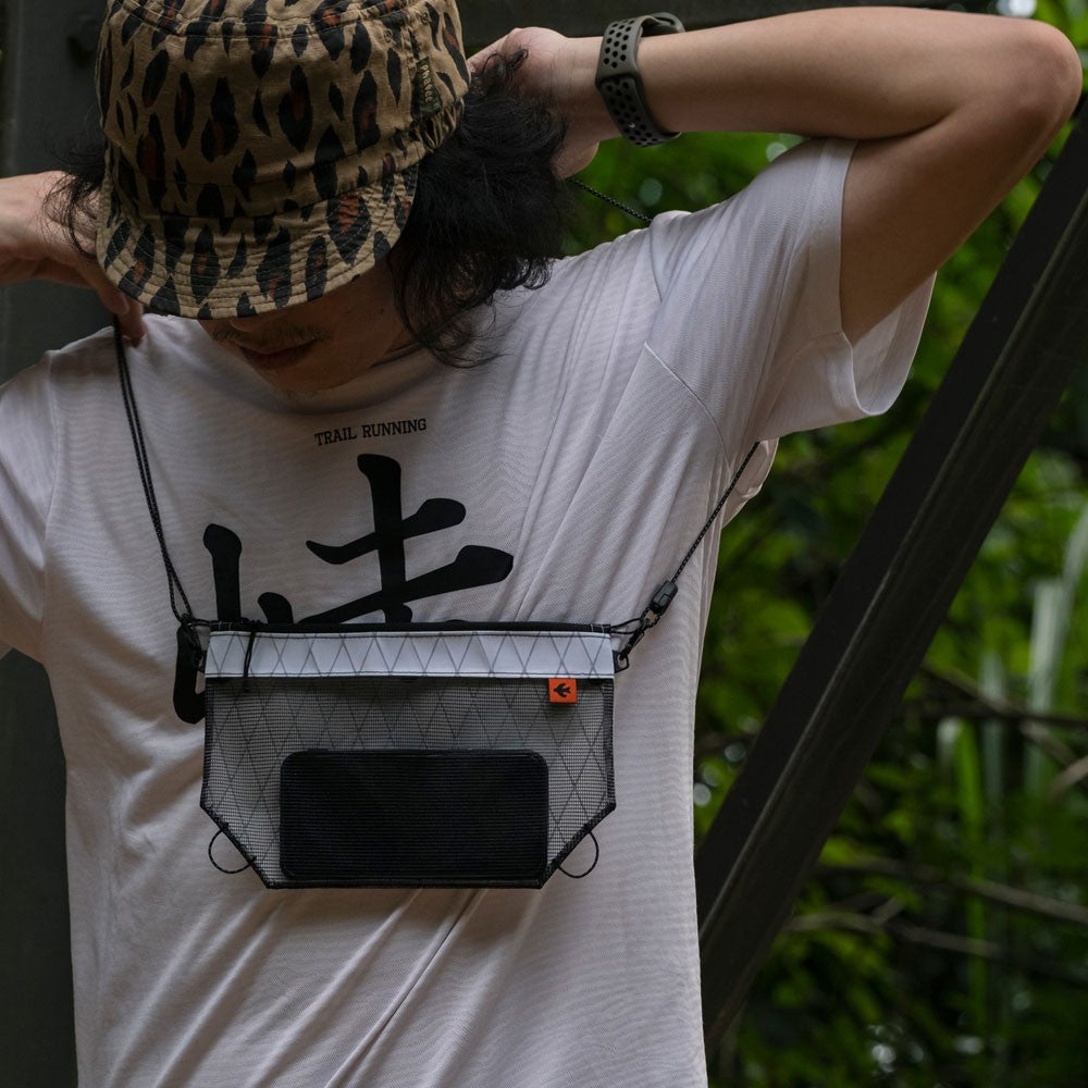 【TAR(P)MENT】BIRD Sacoche "HOUR"(4L)