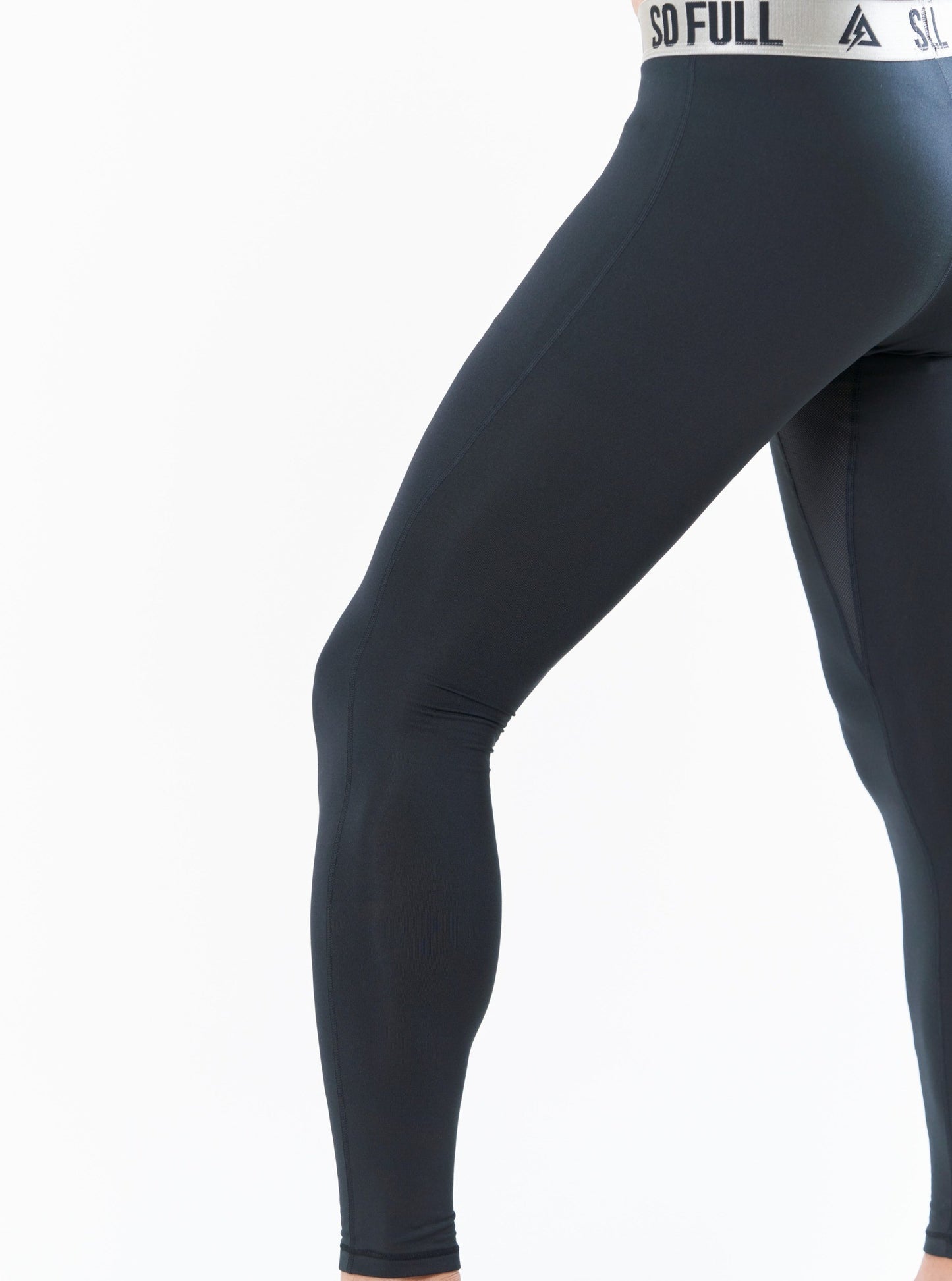 【SO FULL】FRONT 穴あきレギンス WARM BLACK