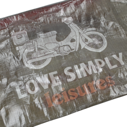 【LEISURES】レジャーズ×スーパーカブ「LOVE SIMPLY」 Pouch