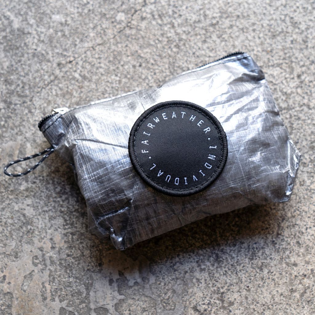 【FAIRWEATHER】packable sacoche (dyneema black)