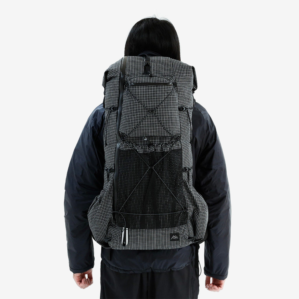 【CAYL】Unmun Grid Black