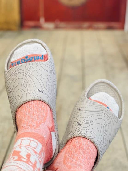 【freewaters】Cloud9 Slide - Topography Taupe Print -