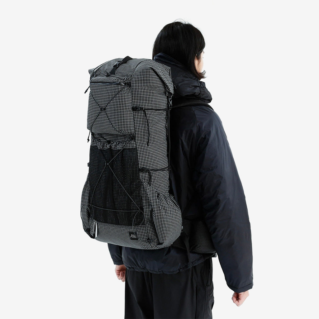 【CAYL】Unmun Grid Black