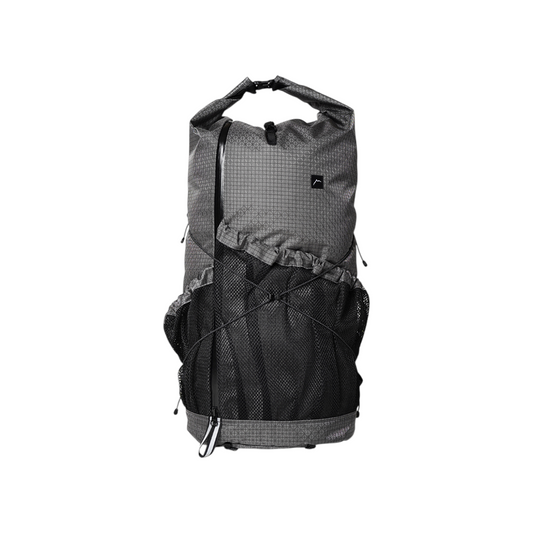 CAYL Mari Roll Top SM B-Grid、グレーの小型ロールトップザック