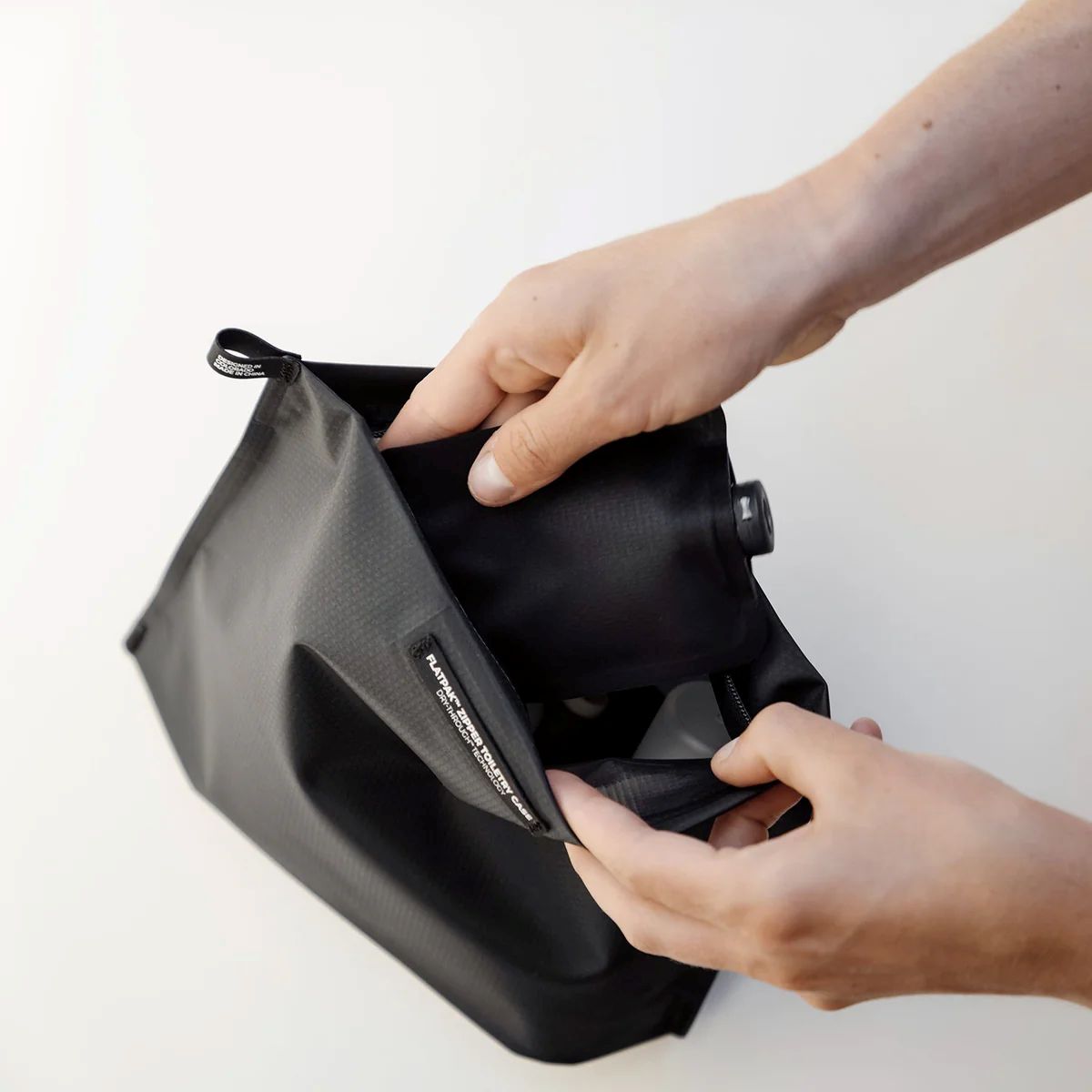 【Matador】flat pack zipper toiletry case