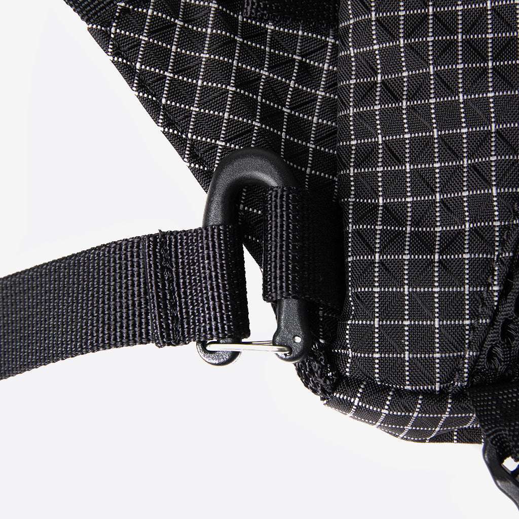 【CAYL】Gaya Roll Top B-Grid Mesh BLACK