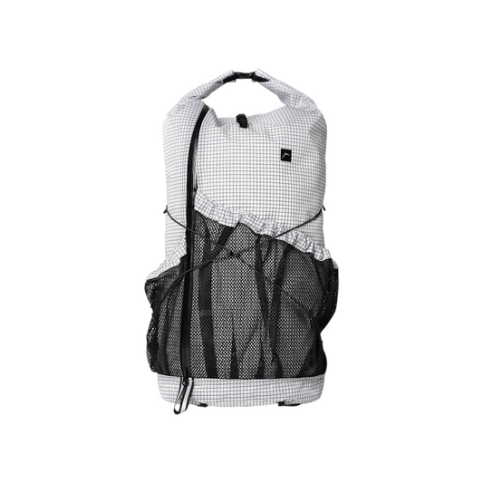 CAYL Mari Roll Top SM B-Grid、白い小型ロールトップザック