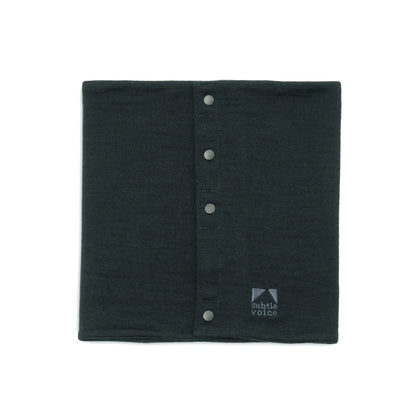 【subtle voice】SV Wool Neck Wrap Short - LEISURES 公式オンラインショップ