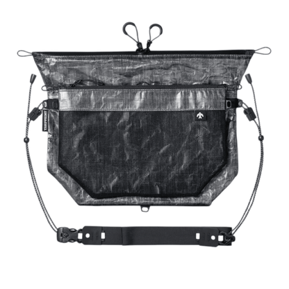【TAR(P)MENT】BIRD Sacoche "HOUR"(4L) DCF BLK - LEISURES 公式オンラインショップ