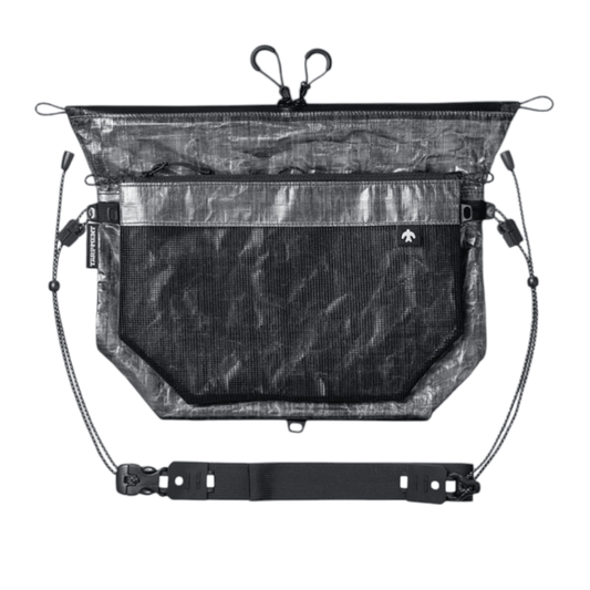 【TAR(P)MENT】BIRD Sacoche "HOUR"(4L) DCF BLK - LEISURES 公式オンラインショップ